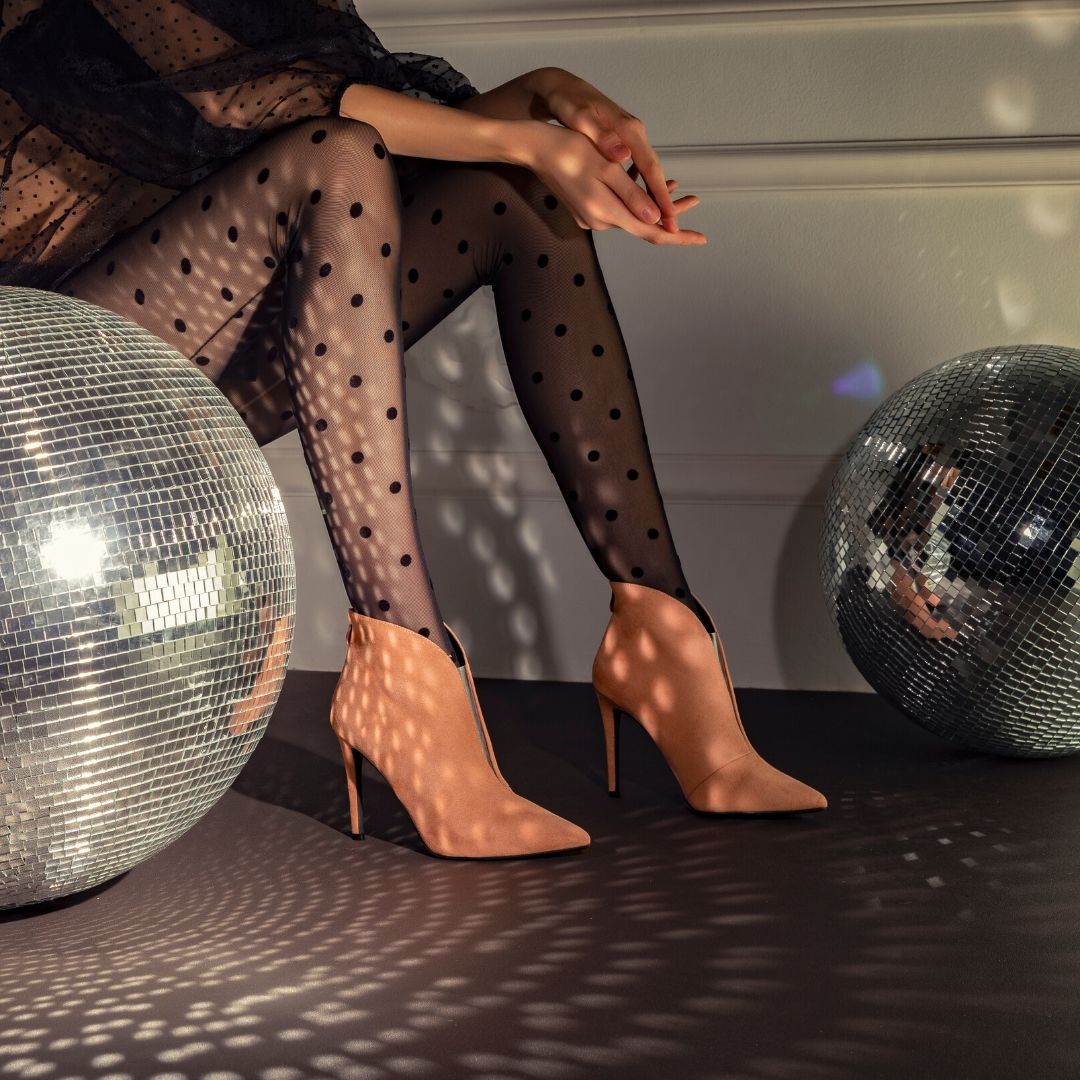 Gynaikeia Papoytsia Tsoukalas Prosith Polyteleia