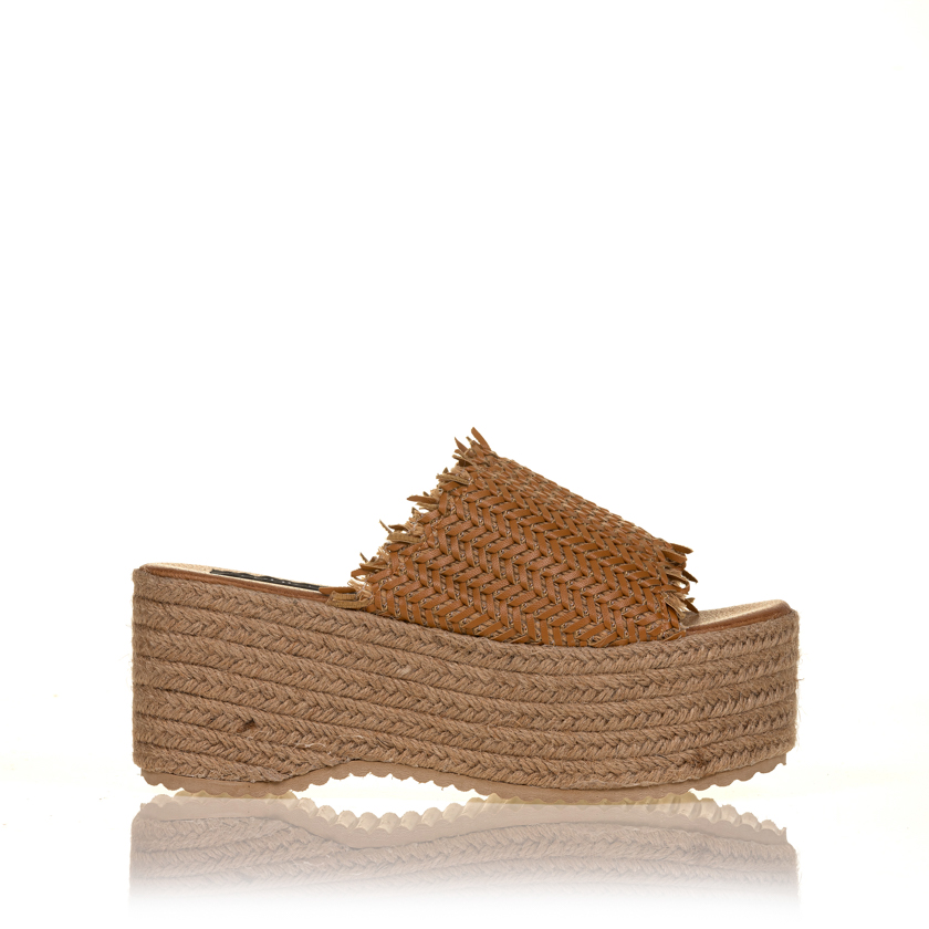 Flatforms κάμελ δερματίνη με πλέξη στη φάσα ΚΑΜΕΛ