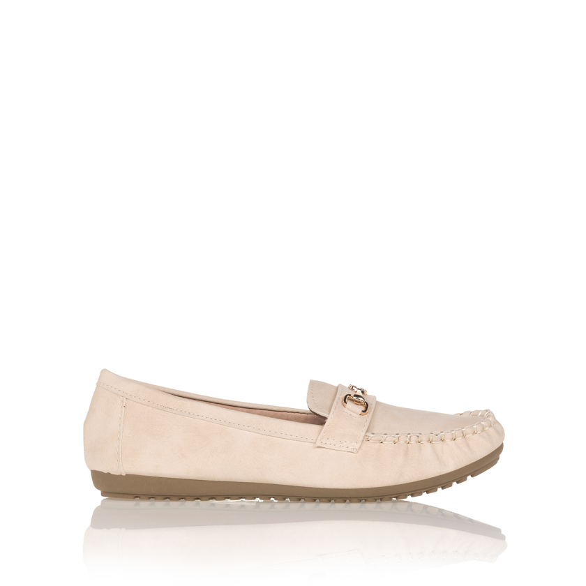 Μοκασίνια μπεζ δερματίνη με διακοσμητική αγκράφα ΜΠΕΖ