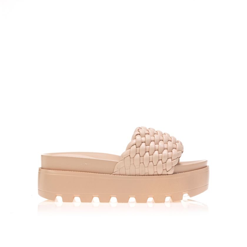 Flatforms μπεζ δερματίνη με πλέξη στη φάσα ΜΠΕΖ