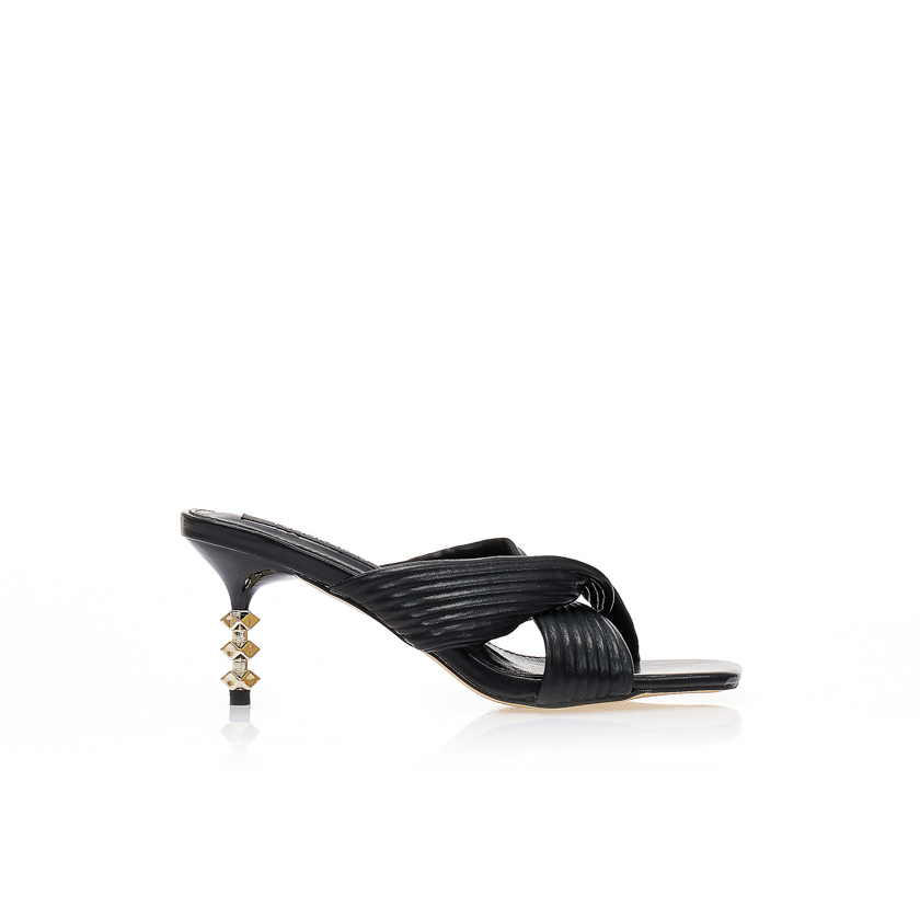 Mules μαύρα δερματίνη με χιαστί ριγέ φάσα και ιδιαίτερο μεταλλικό εφέ στο τακούνι ΜΑΥΡΟ