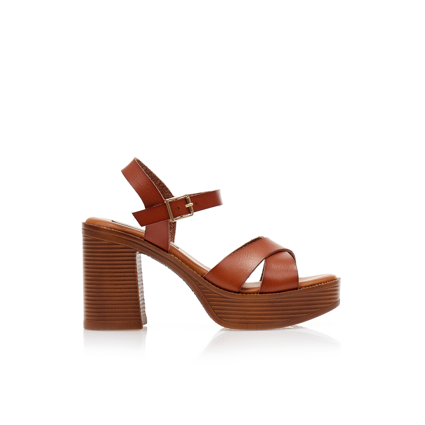 Πέδιλα κάμελ δερματίνη με χιαστί φάσα ΚΑΜΕΛ