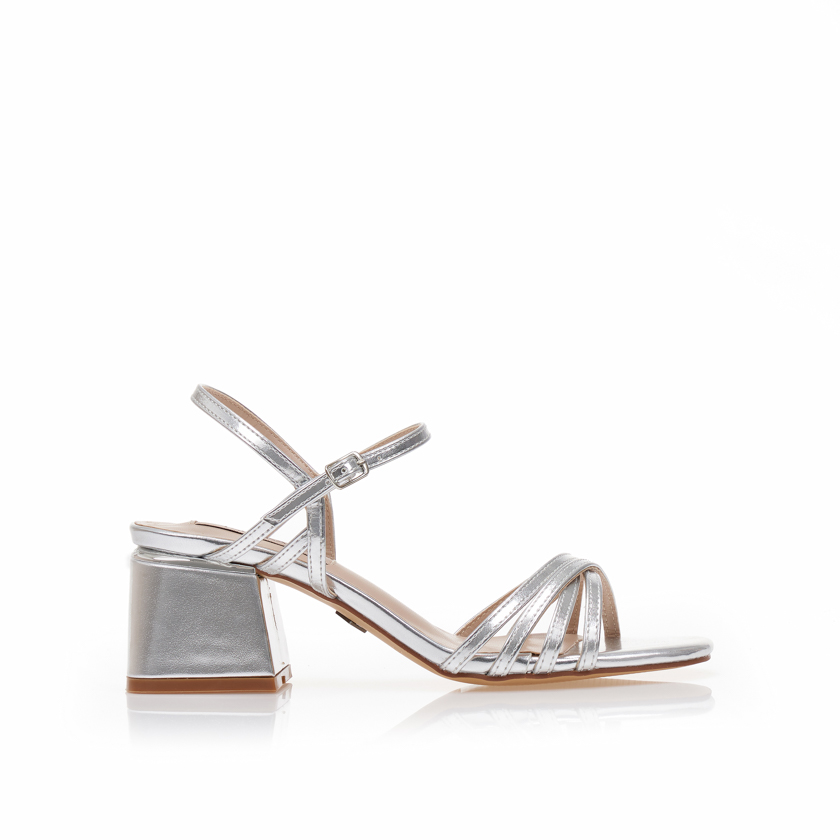 Πέδιλα TSOUKALAS ασημί μεταλλιζέ με μεταλλική λεπτομέρεια στο τακούνι ΑΣΗΜΙ