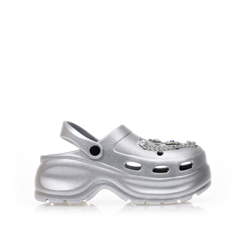 Παντόφλες σαμπό ασημί λάστιχο με ιδιαίτερα διακοσμητικά ΑΣΗΜΙ