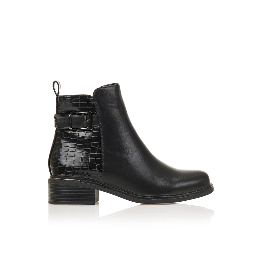 Μποτάκια μαύρα δερματίνη animal print με διακοσμητικό λουράκι ΜΑΥΡΟ