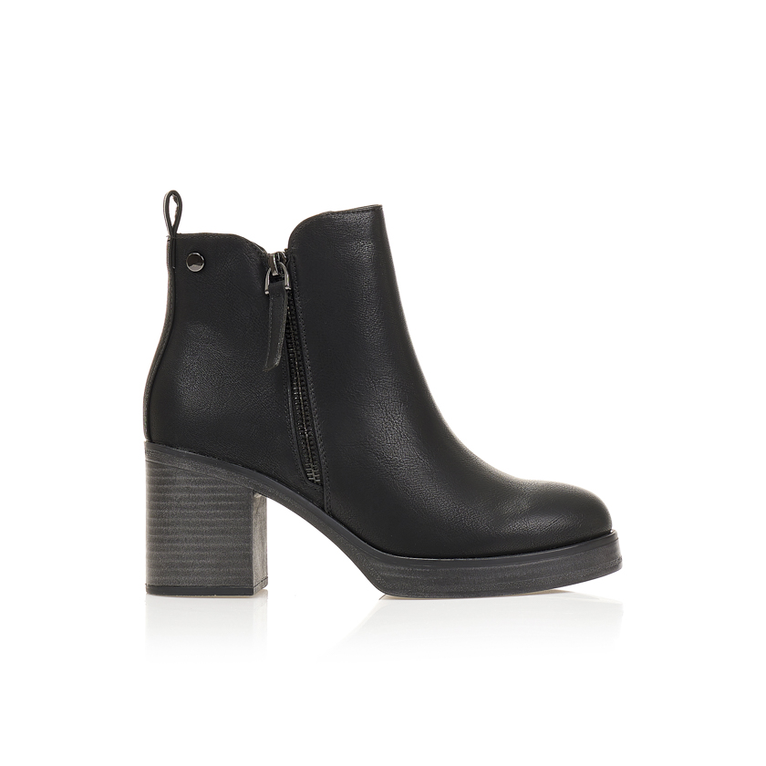 Μποτάκια μαύρα δερματίνη με χοντρό τακούνι και στρογγυλό τελείωμα ΜΑΥΡΟ