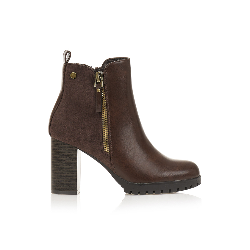 Tsoukalas Μποτάκια καφέ με σουέτ λεπτομέρια και χοντρό τακούνι ΚΑΦΕ