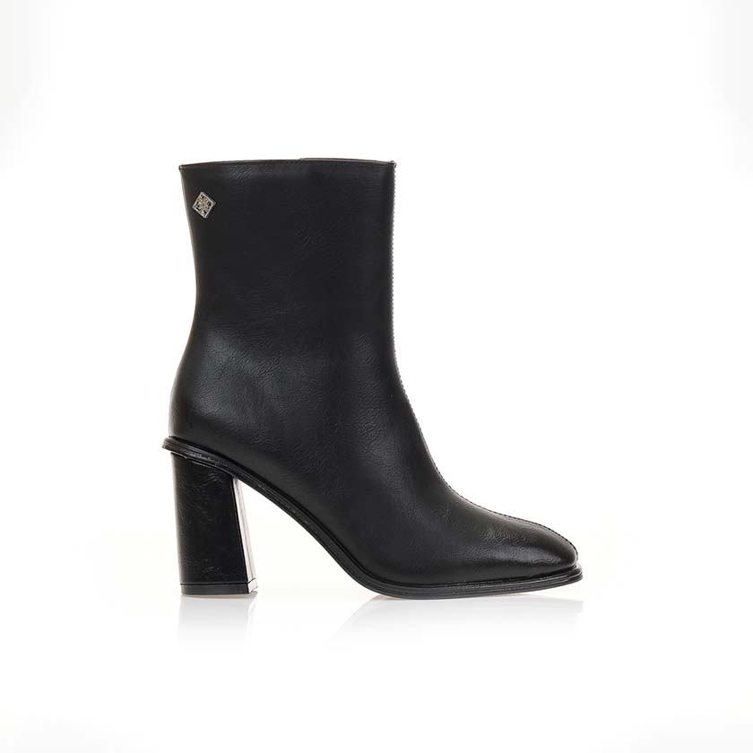 Tsoukalas Μποτάκια μαύρα δερματίνη με χοντρό τακούνι ΜΑΥΡΟ