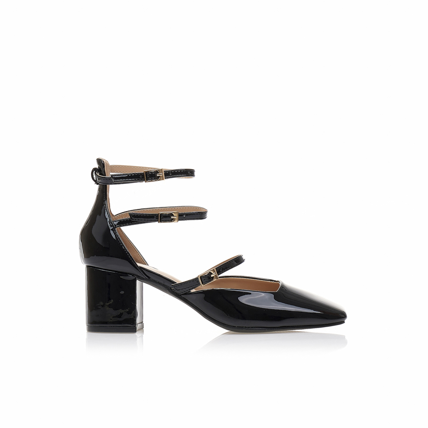 Γόβες μαύρες λουστρίνι με πολλαπλά λουράκια ΜΑΥΡΟ