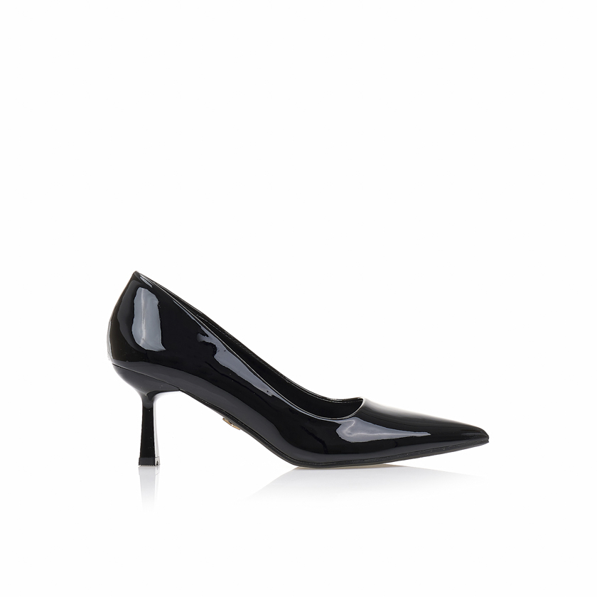 Γόβες μαύρες λουστρίνι μυτερές με λεπτό τακούνι ΜΑΥΡΟ