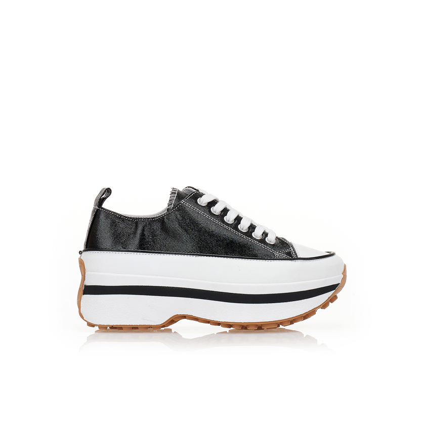 Αθλητικά μαύρα υφασμάτινα με κορδόνια ΜΑΥΡΟ