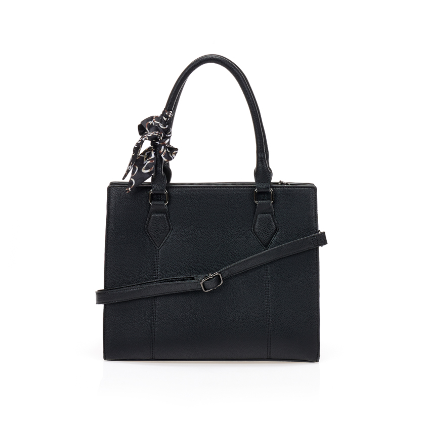 Μαύρη τσάντα ώμου με διακοσμητικό μαντήλι ΜΑΥΡΟ