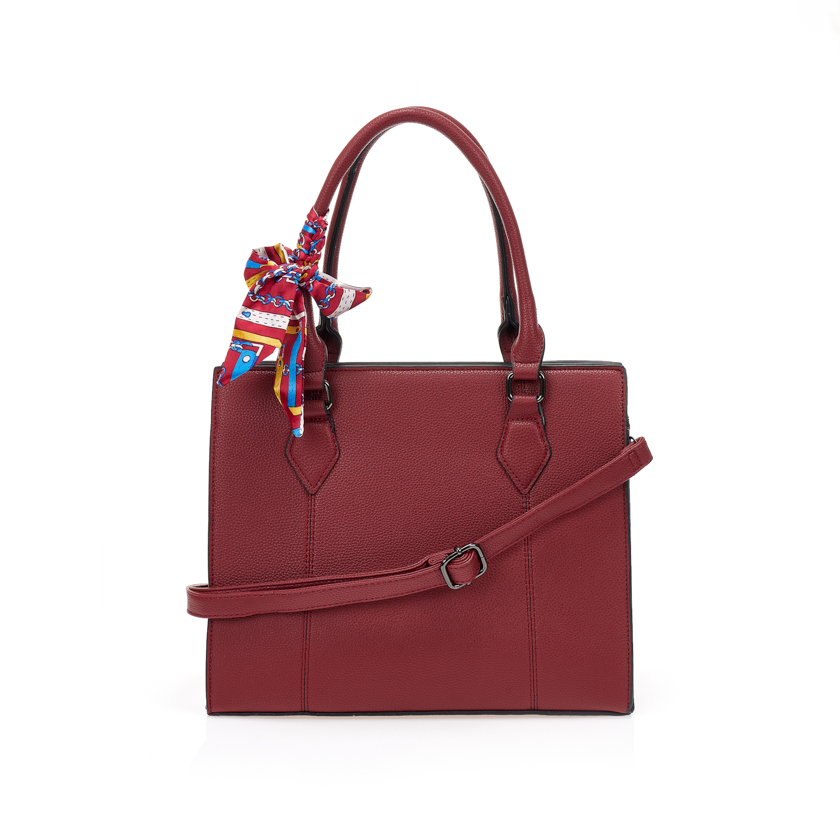 Μπορντό τσάντα ώμου με διακοσμητικό μαντήλι ΜΠΟΡΝΤΟ