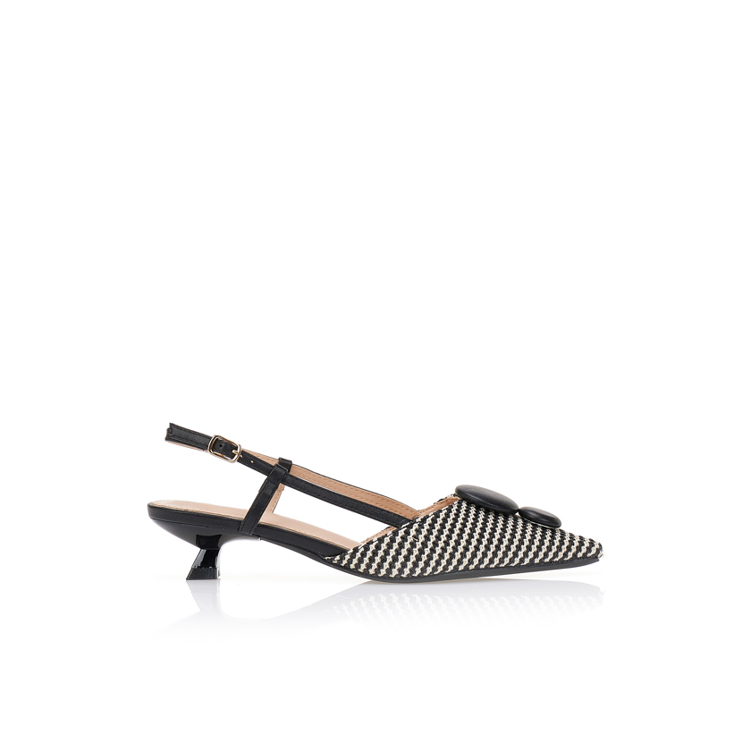 Γόβες μαύρες με ιδιαίτερα διακοσμητικά ΜΑΥΡΟ