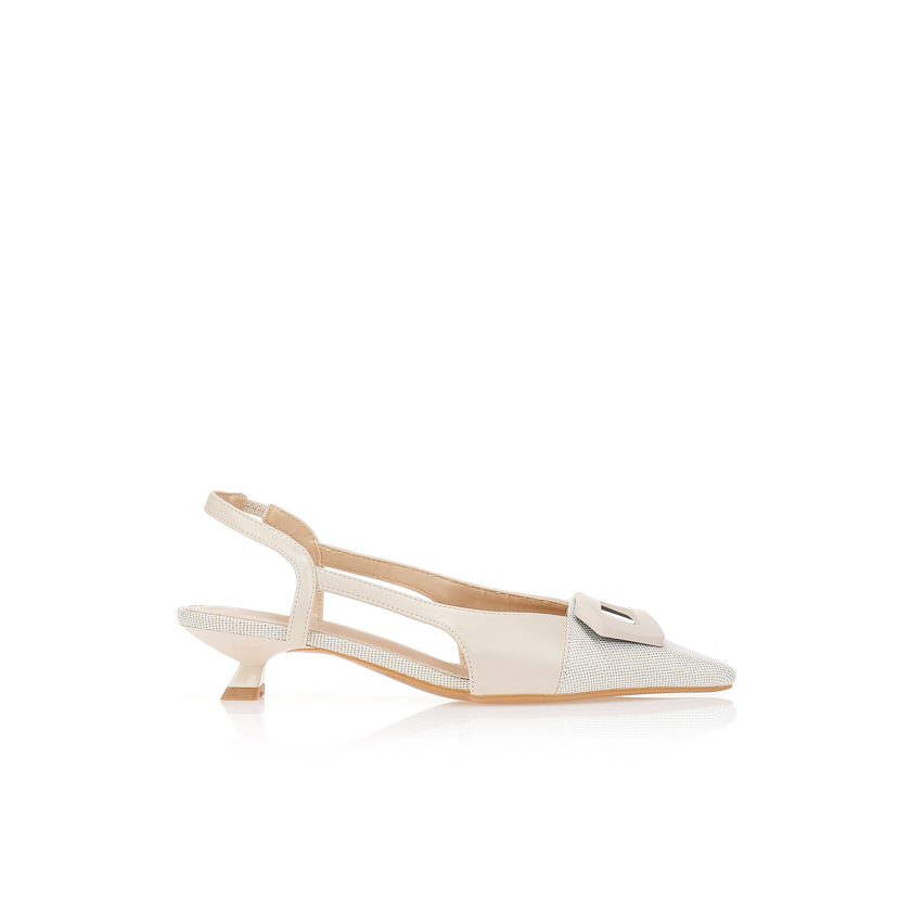 Γόβες με συνδιασμό υφών και αγκράφα ΜΠΕΖ