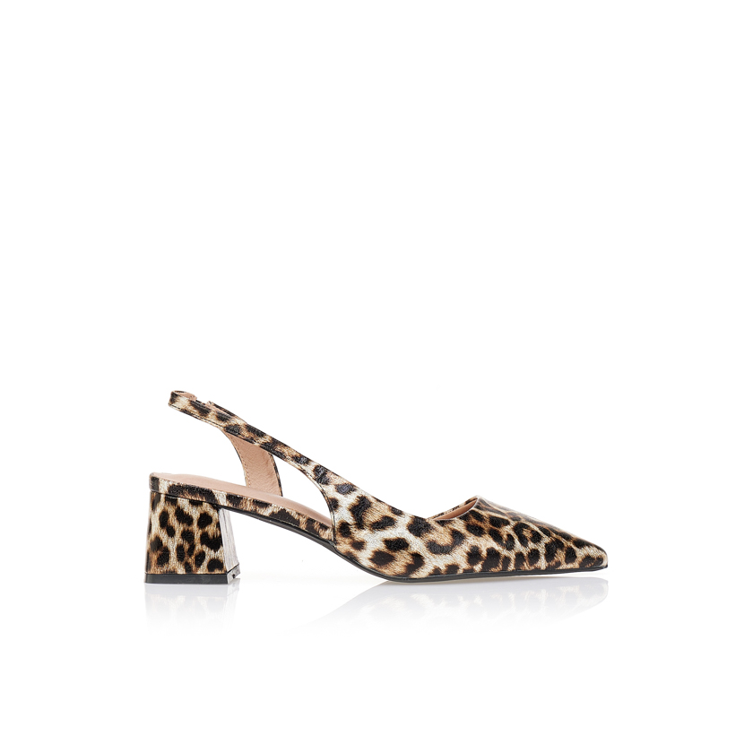 Γόβες με ιδιαίτερο άνοιγμα και χοντρό τακούνι ΛΕΟΠΑΡ