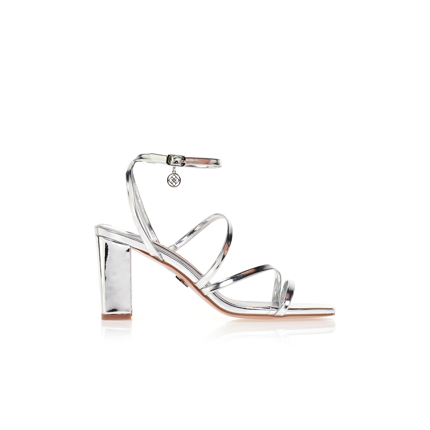 Πέδιλα TSOUKALAS ασημί με λεπτά λουράκια ΑΣΗΜΙ