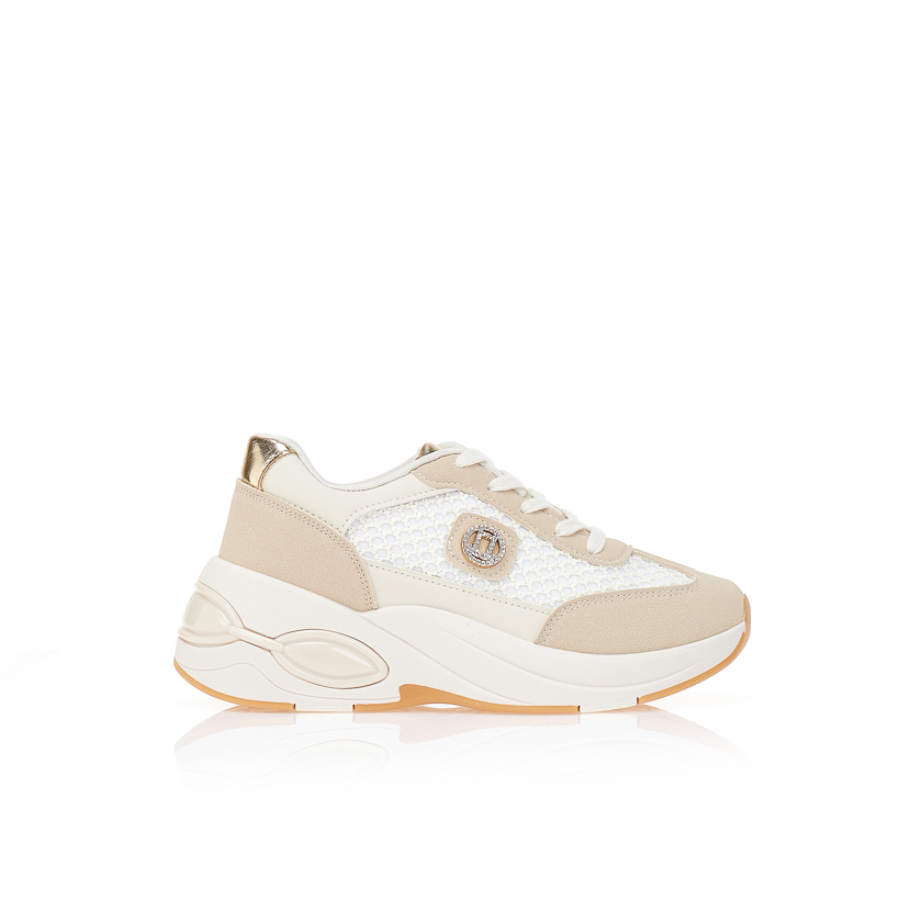 Αθλητικά με συνδυασμό χρωμάτων & υλικών ΜΠΕΖ