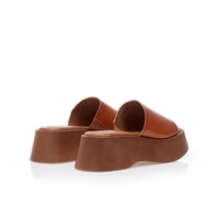 Flatforms κάμελ δερματίνη με φαρδιά φάσα