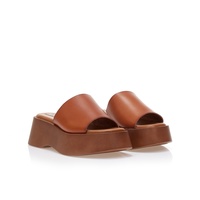 Flatforms κάμελ δερματίνη με φαρδιά φάσα