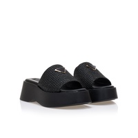 Flatforms μαύρα με ψάθινη φάσα και αγκράφα