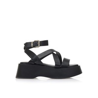 Flatforms μαύρα δερματίνη με πολλαπλά λουράκια