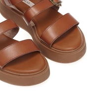 Flatforms κάμελ δερματίνη με λουράκι στον αστράγαλο