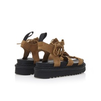 Flatforms κάμελ σουέτ με ιδιαίτερο δέσιμο