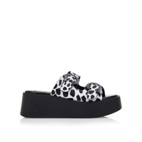 Flatforms animal print σουέτ με στρας