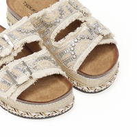 Εσπαντρίγιες flatforms μπεζ με ιδιαίτερο σχέδιο και στρας
