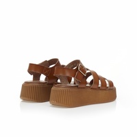 Flatforms κάμελ δερματίνη με πολλαπλά λουράκια