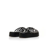 Flatforms μαύρα δερματίνη με ιδιαίτερη φάσα από στρας